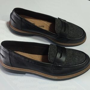 Clark's Collection women's size 7 shoes